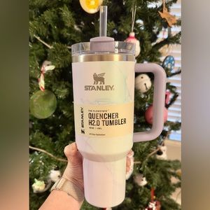 Stanley 40oz Watercolor Dusk Tumbler Stainless Steel H2.0 FlowState Quencher